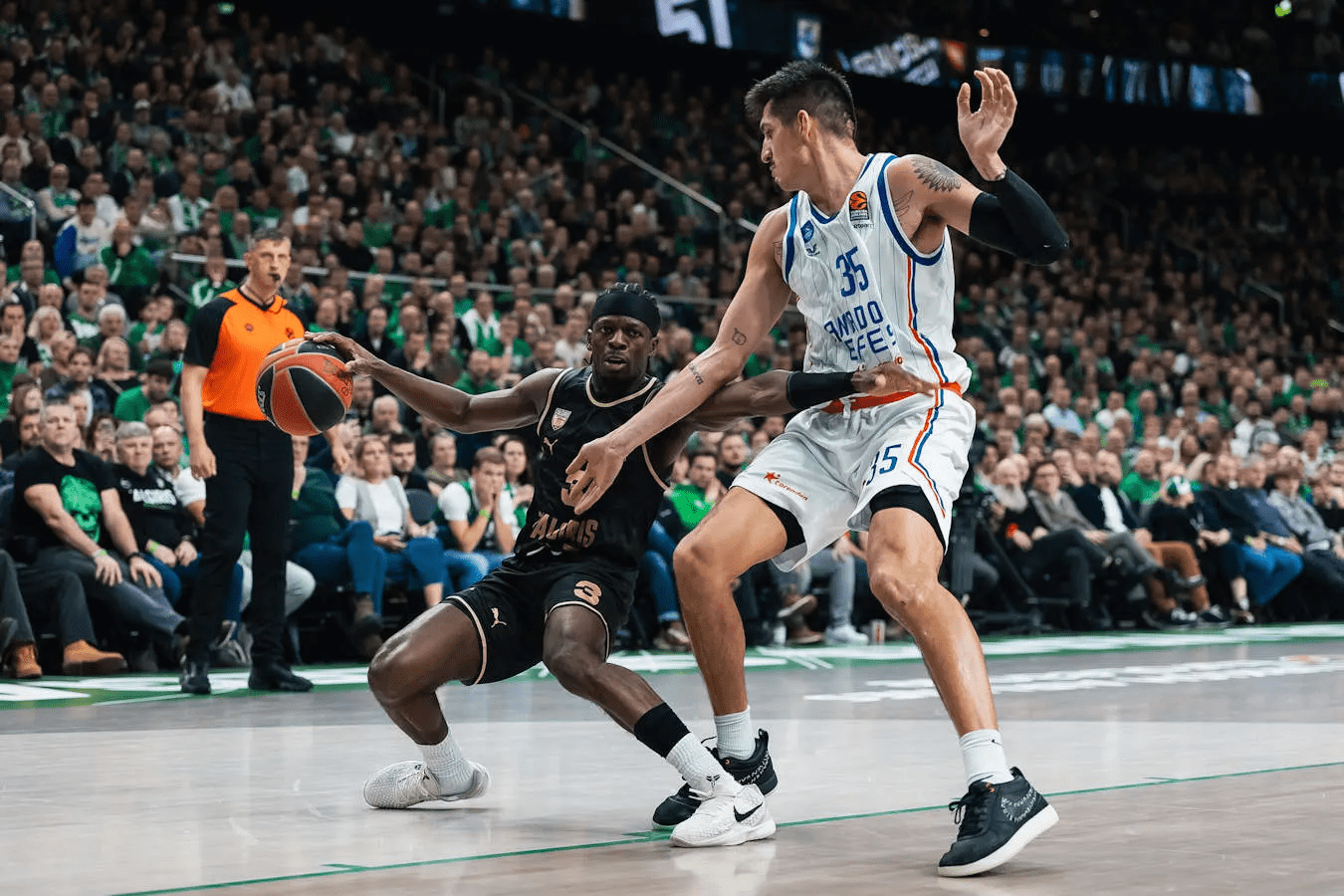 „Anadolu Efes“ – „Žalgiris“